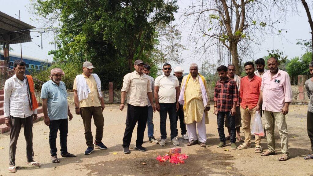 nayanagar-railway-station-parking-facility-hasanpur